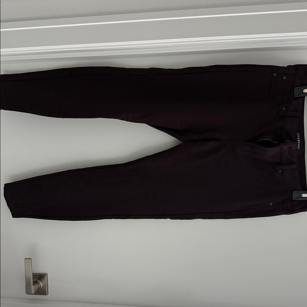 Liverpool Women's Cropped Pants in Dark Purple